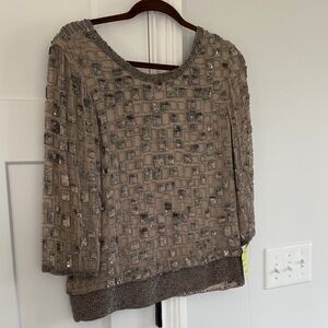 NWT Parker top

Embellished Taupe Sequin Women's Top